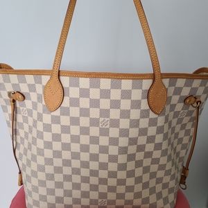 Louis vuitton neverfull pm